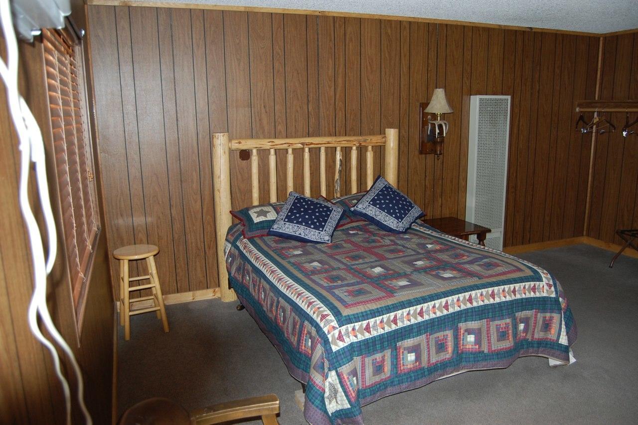 The Village Inn Motel & Restaurant Challis Экстерьер фото